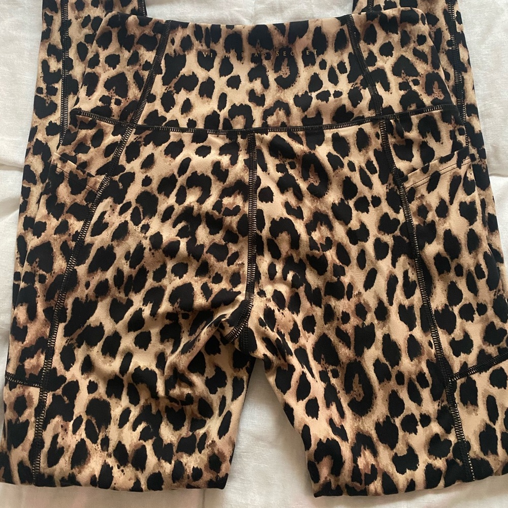 Victoria's Secret Leopard Print Leggings - Black & Tan